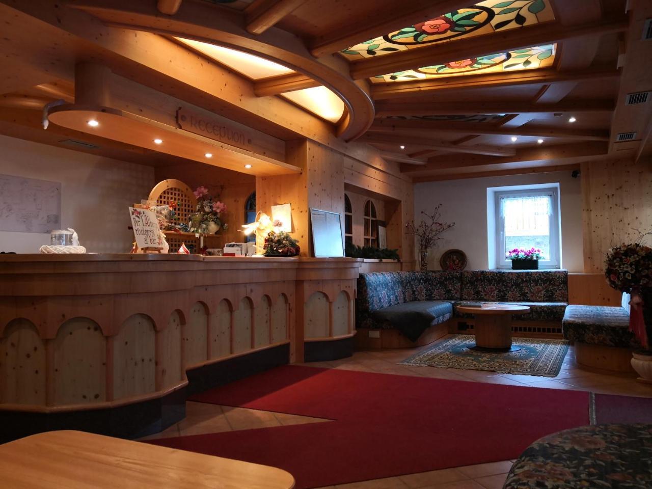 Hotel Alpenrose Passo Rolle Extérieur photo
