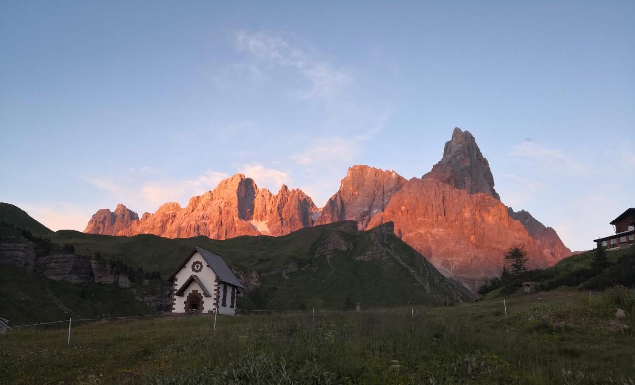 Hotel Alpenrose Passo Rolle Extérieur photo
