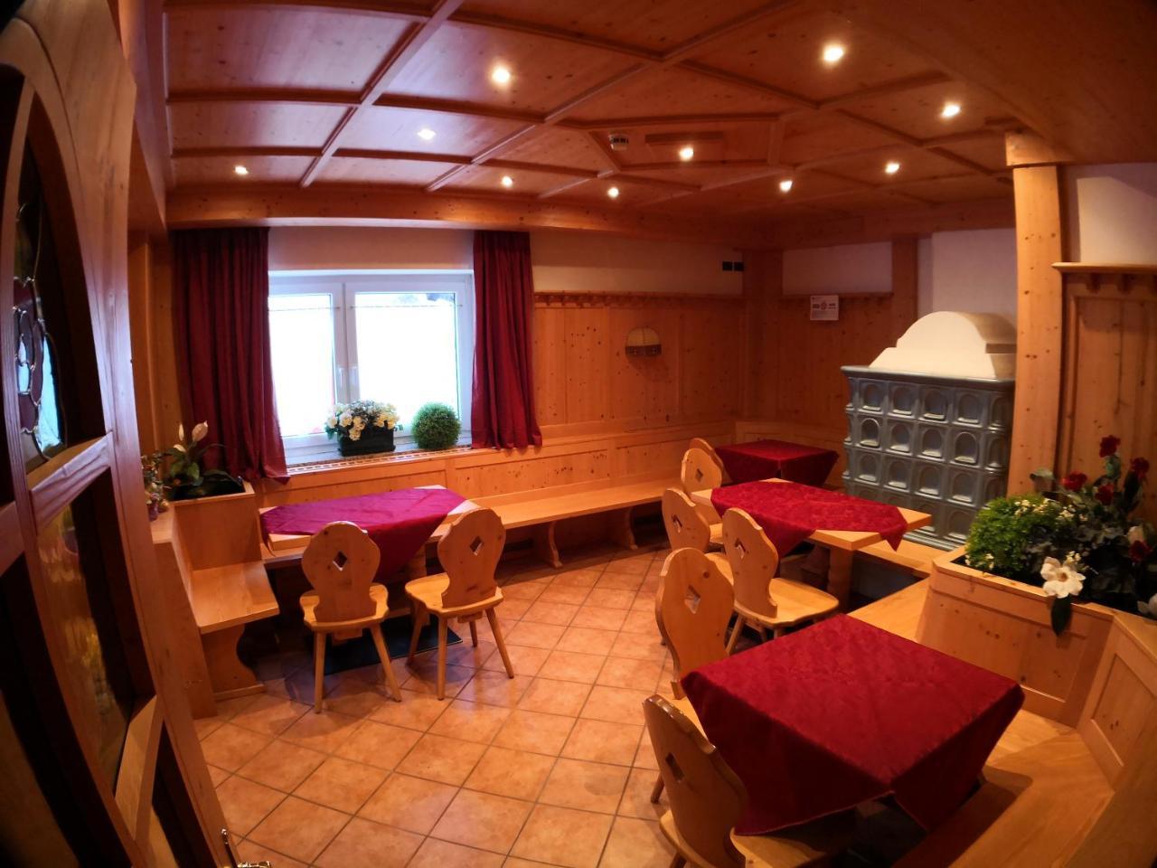 Hotel Alpenrose Passo Rolle Extérieur photo