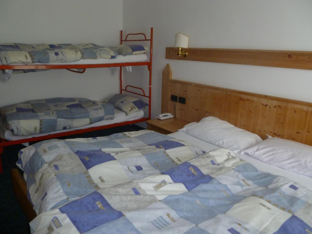 Hotel Alpenrose Passo Rolle Chambre photo