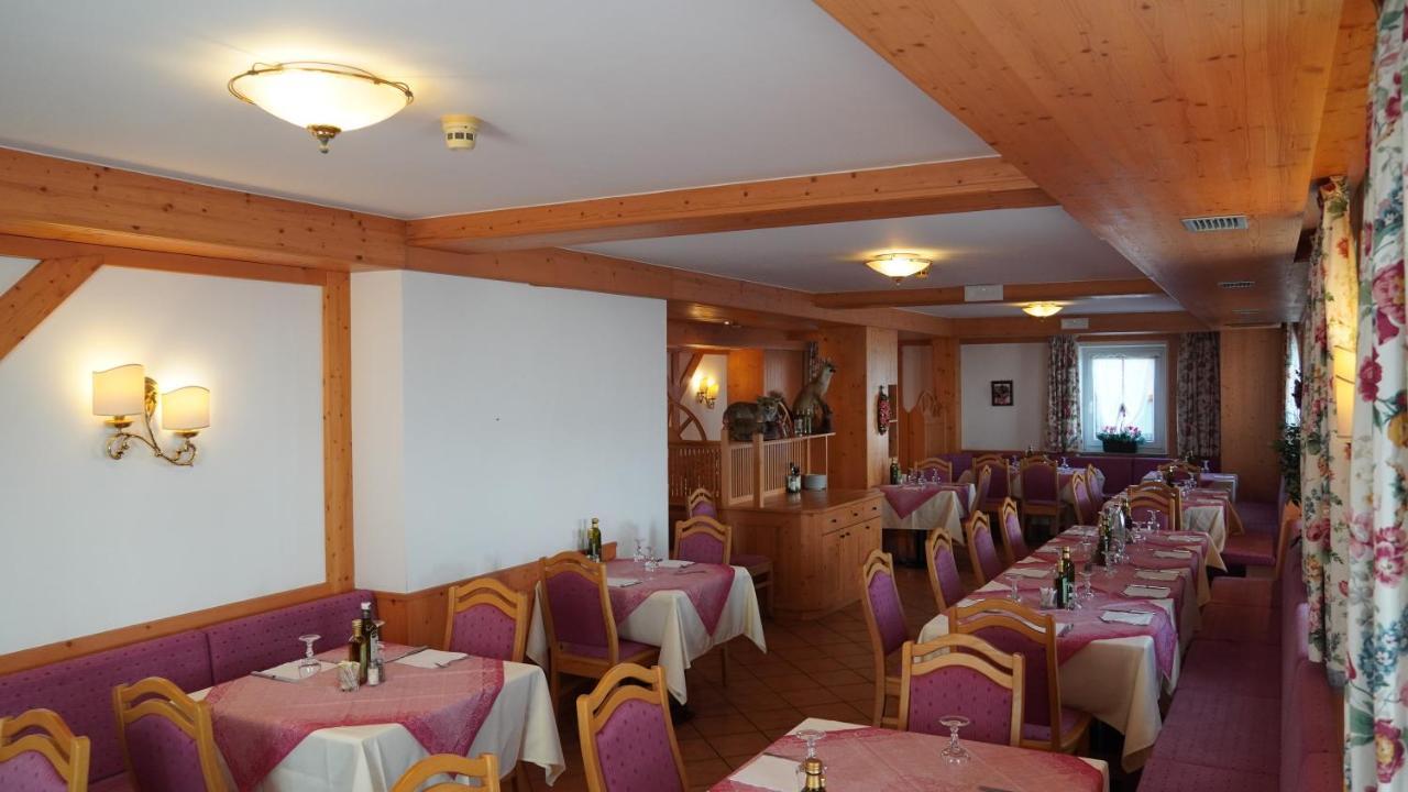 Hotel Alpenrose Passo Rolle Extérieur photo